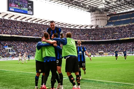 Inter beat Torino to continue Serie A title party