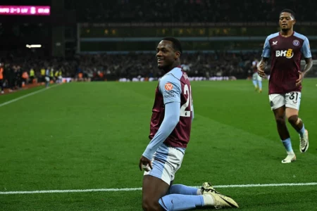 Duran double salvages draw for Aston Villa against Liverpool